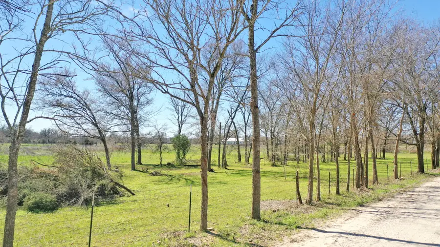 14 AC Halliday Lane, Madisonville, TX 77864 - Image #3