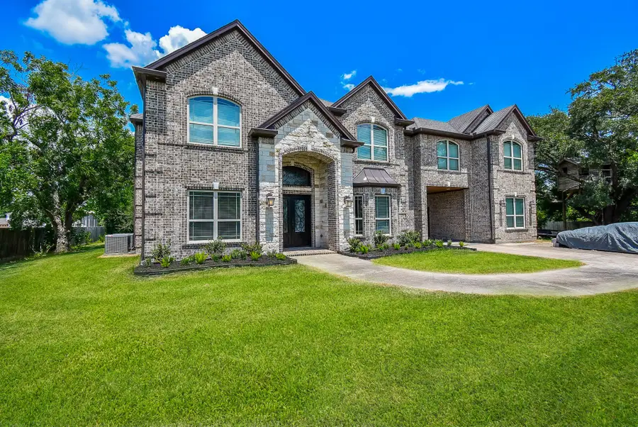 633 Crenshaw Road, Houston, TX 77504 - Image #2