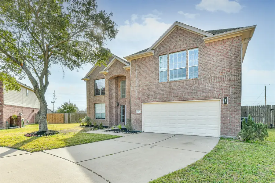 4113 Oak Point Drive, Pearland, TX 77581 - Image #2