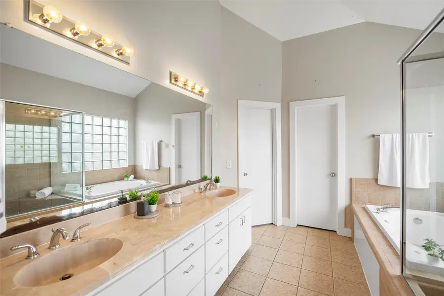 9705 Linkmeadow Lane, Houston, TX 77025 - Image #3