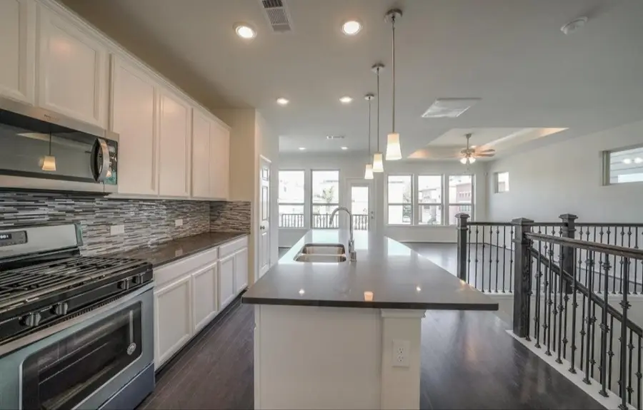8620 Hollyoaks Creek Lane, Houston, TX 77063 - #2