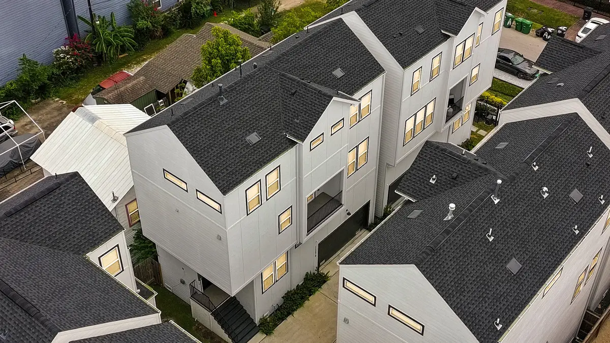 1127 W 16th Street #B, Houston, TX 77008 - Image #1