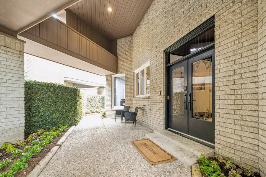 2524 Nantucket Drive #C, Houston, TX 77057 - #2