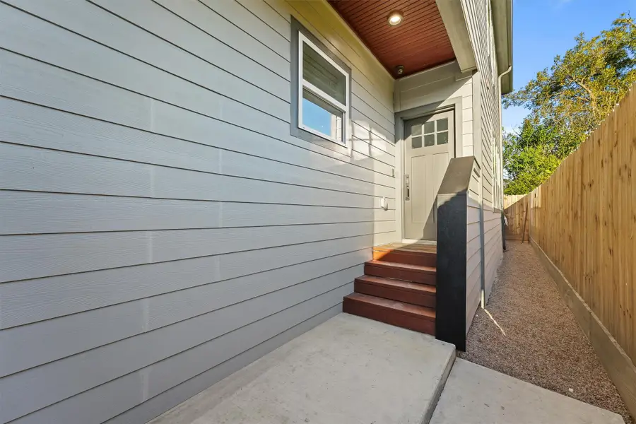 4208 Castor Street #B, Houston, TX 77022 - #2