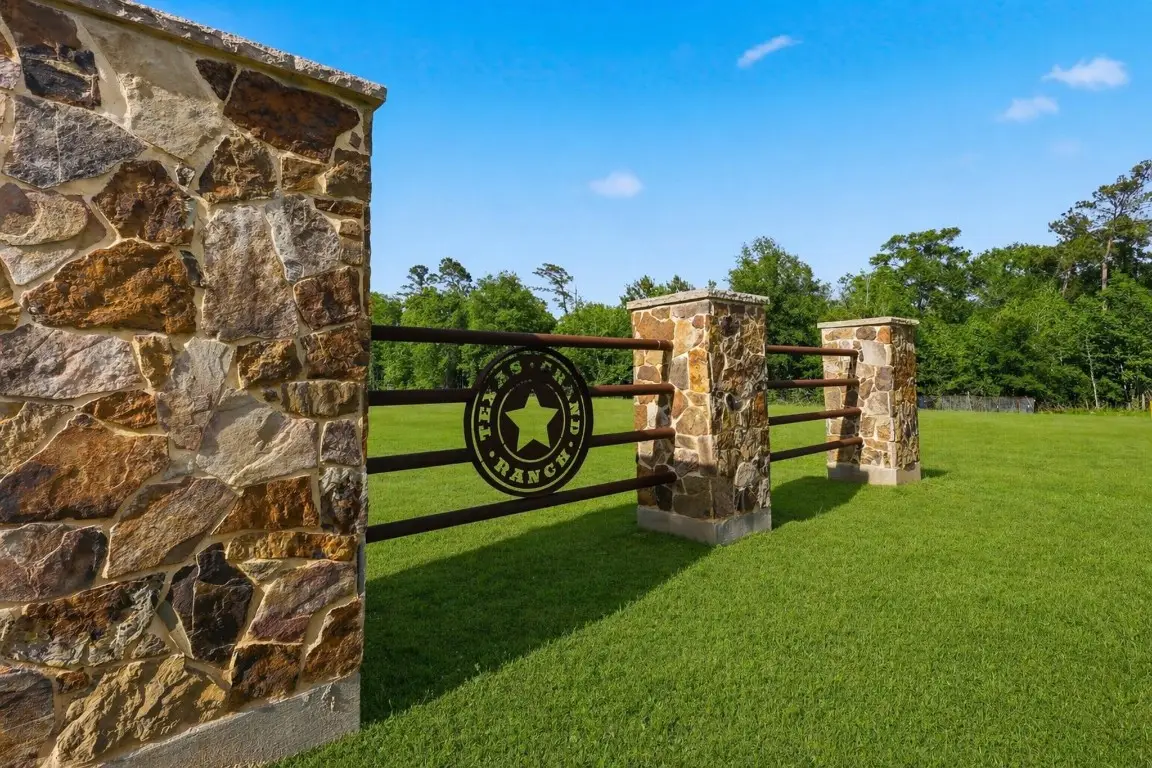 8-30-33, 34 Brahman Lane, New Waverly, TX 77358 - #1