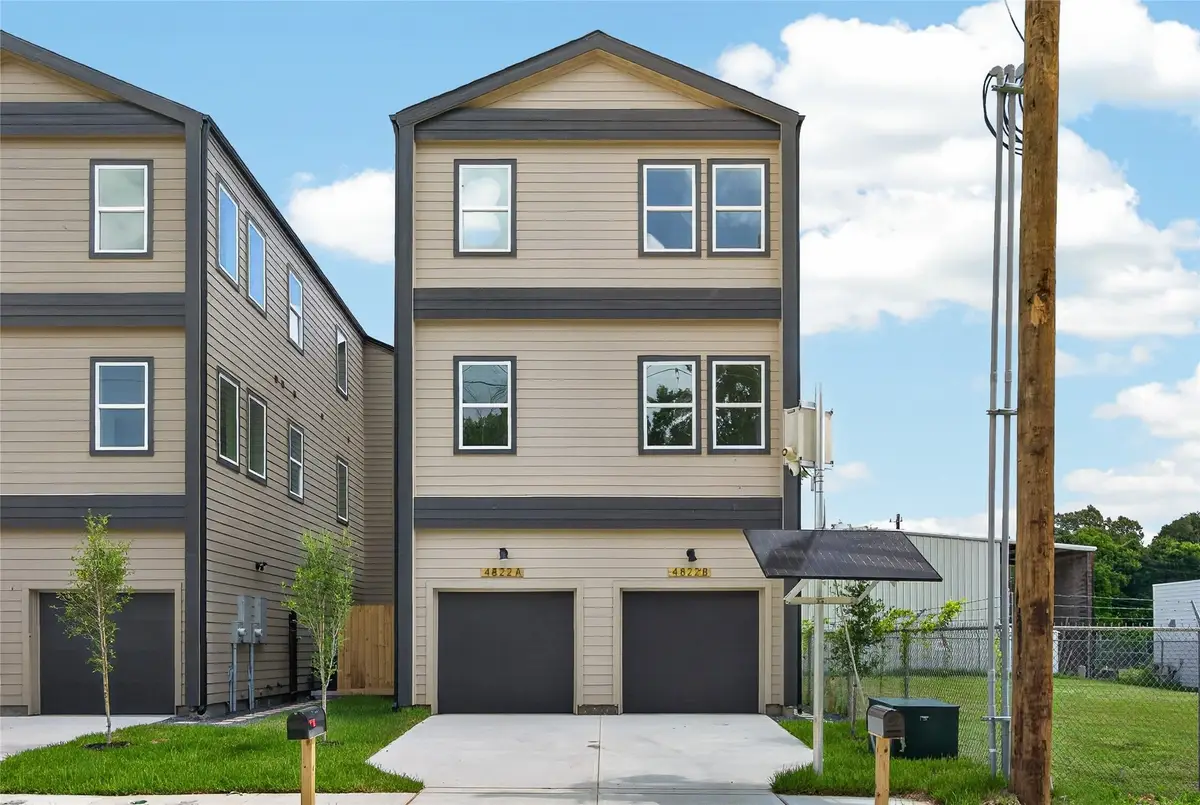 4824 Creekmont Drive #C-D, Houston, TX 77091 - #1
