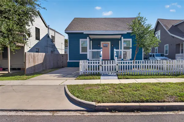 3411 Avenue M, Galveston, TX 77550