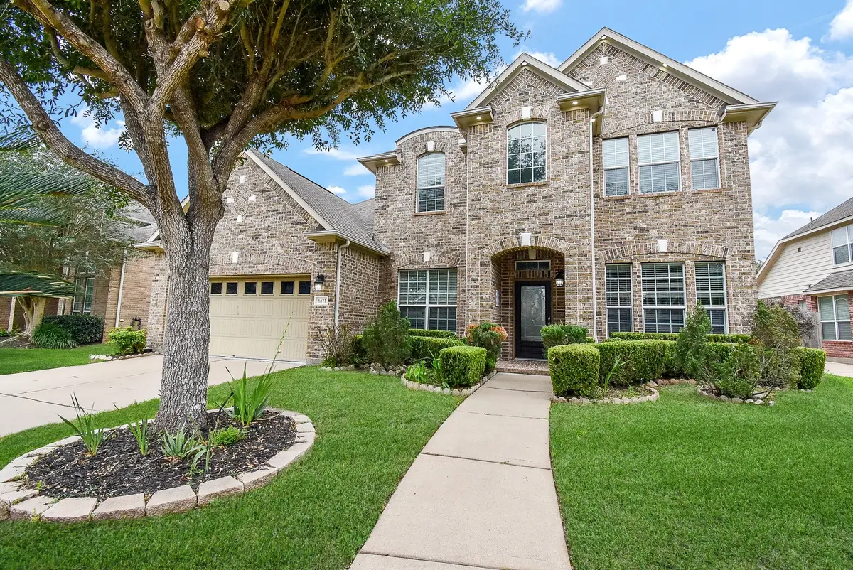 6811 Bannon Trail, Sugar Land, TX 77479 - #1