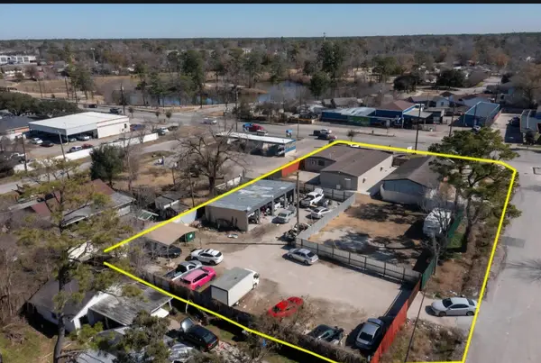 9205 Mesa Drive, Houston, TX 77028