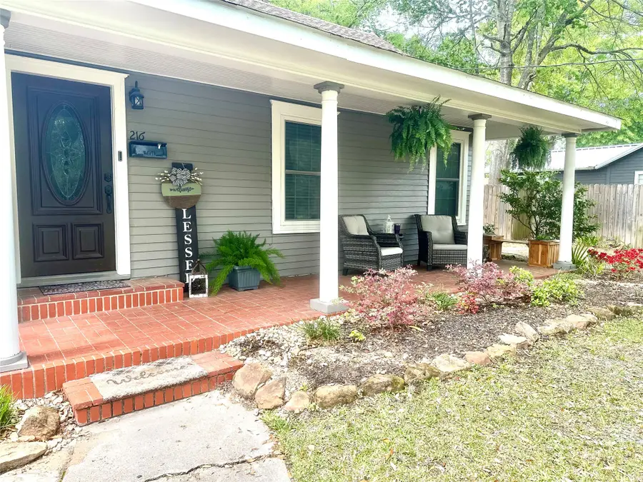 216 S William Barnett Avenue, Cleveland, TX 77327 - #3
