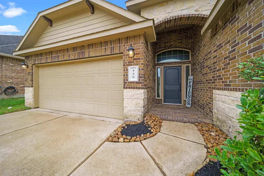 126 Quail Meadow Drive, Conroe, TX 77384 - Image #2
