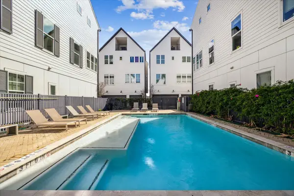 3312 W 12th Street, Houston, TX 77008