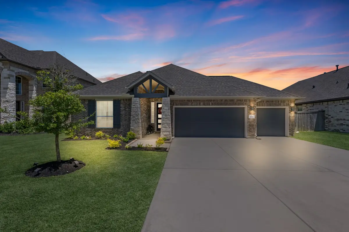 6111 Sandspur Springs Lane, Pearland, TX 77584 - #1
