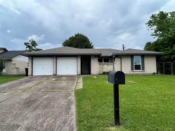 1902 Bunzel Street, Houston, TX 77088