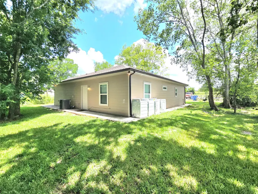 8512 Us Highway 59 S, Goodrich, TX 77335 - #3