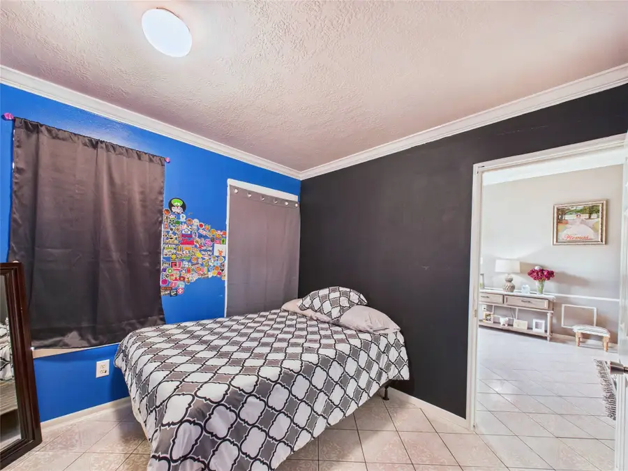 6618 Portlick Drive, Katy, TX 77449 - Image #2