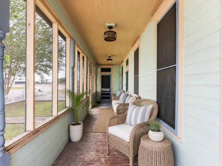 260 Fisher Street, Matagorda, TX 77414 - #2