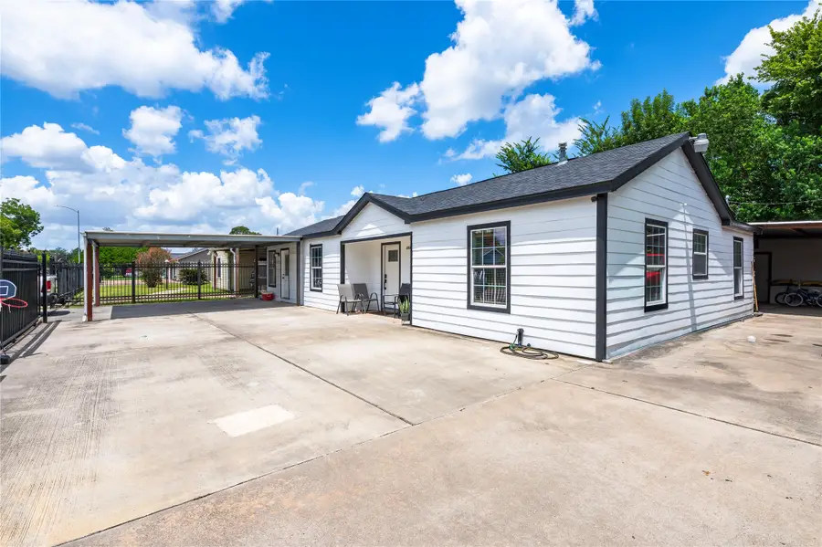 233 E Sunnyside Street, Houston, TX 77076 - #2