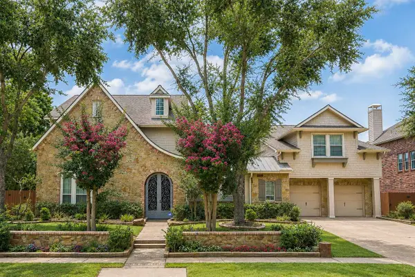 7522 Mulrain Drive, Sugar Land, TX 77479