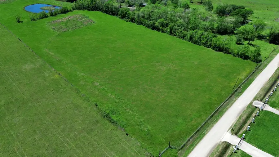 8205 County Road 605, Dayton, TX 77535 - Image #2