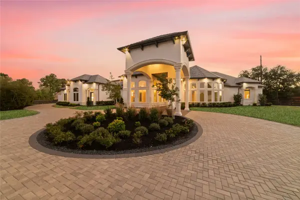 2 Little Sorrell Court, Tomball, TX 77377