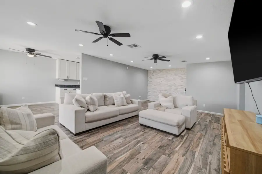 2819 Heritage Colony Drive, Webster, TX 77598 - #2