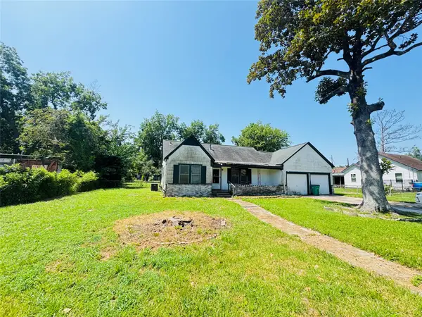 304 North Street, Baytown, TX 77520