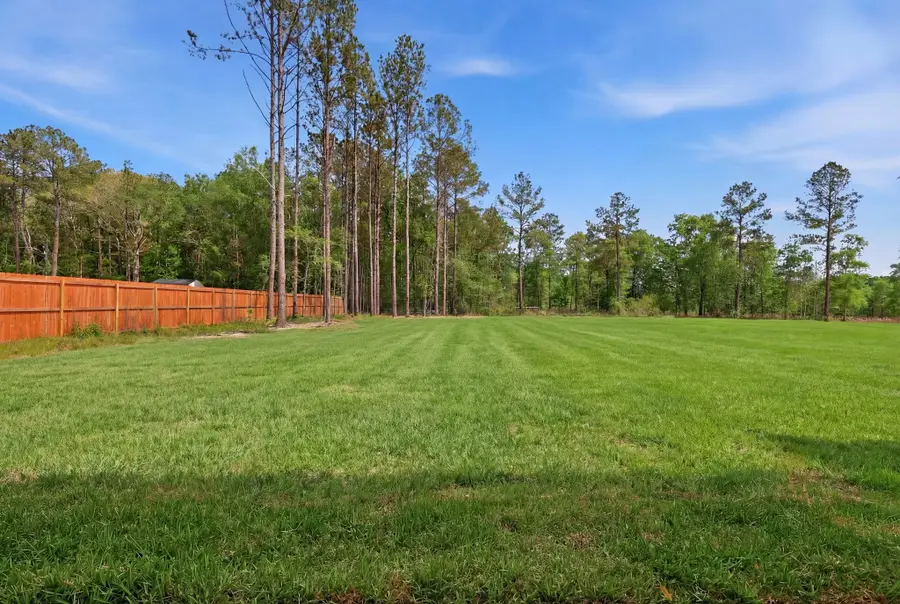 1258 Spanish Dr, Dayton, TX 77535 - #2