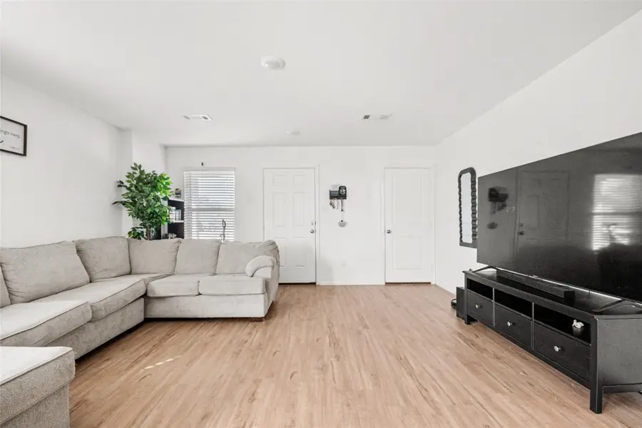 19535 Oliveto Ct Court, New Caney, TX 77357 - Image #2