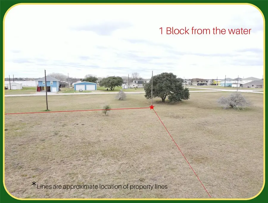 500 Calumet Drive, Palacios, TX 77465 - Image #2