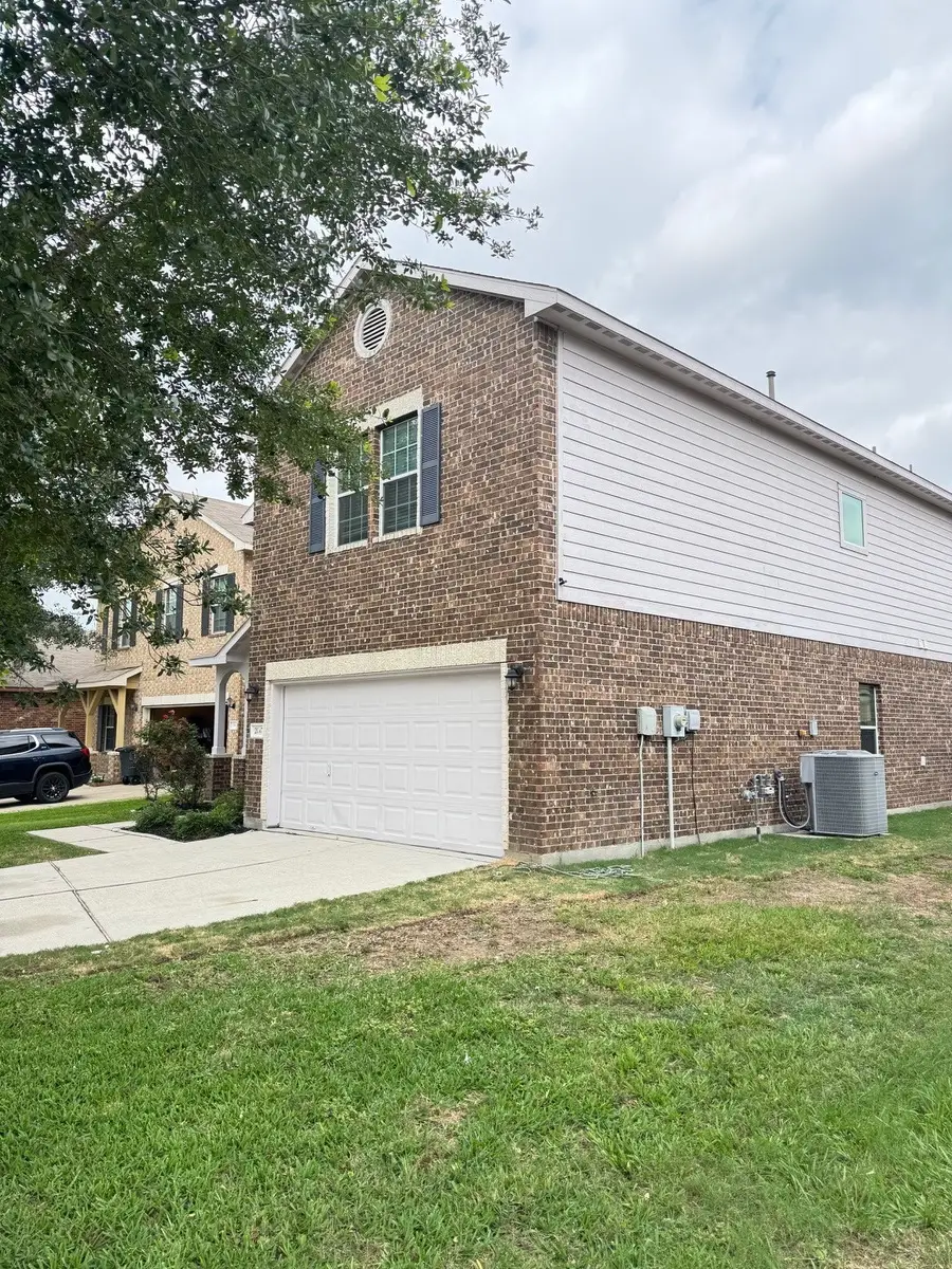 2047 Beacon Chase Court, Spring, TX 77373 - Image #3