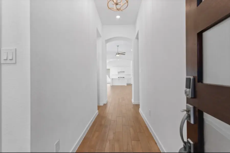 10227 Van Gogh Court, Iowa Colony, TX 77583 - Image #2