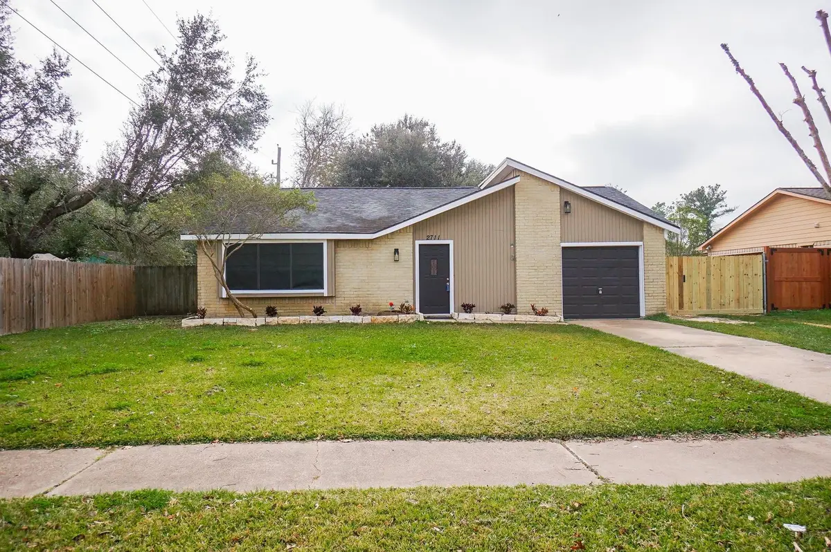 2711 Pheasant Creek Drive, Sugar Land, TX 77498 - #1