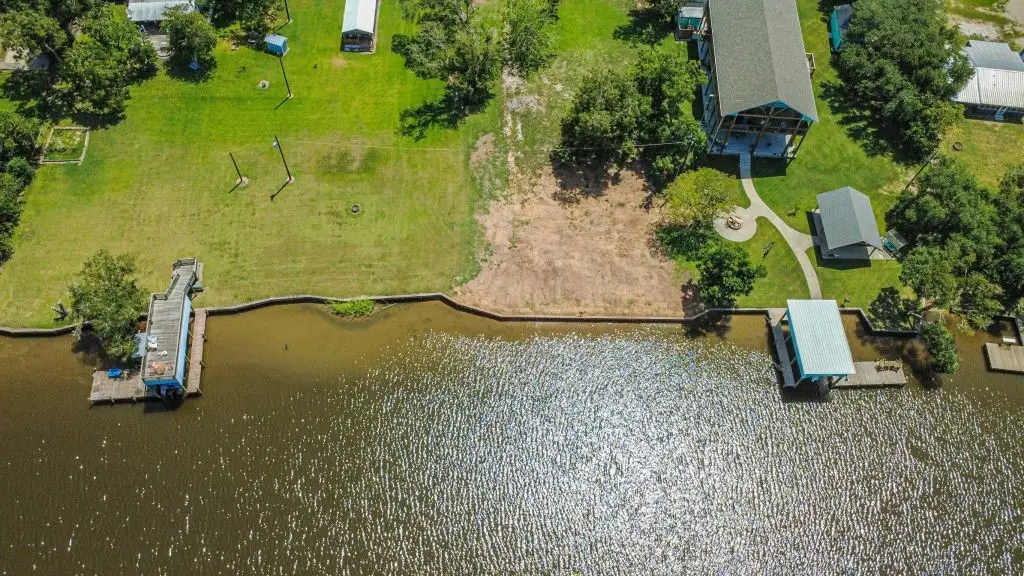 249 County Road 296, Sargent, TX 77414 - Image #1