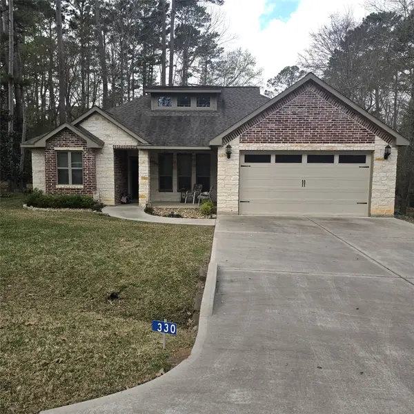 330 N Royale Greens Drive, Coldspring, TX 77331