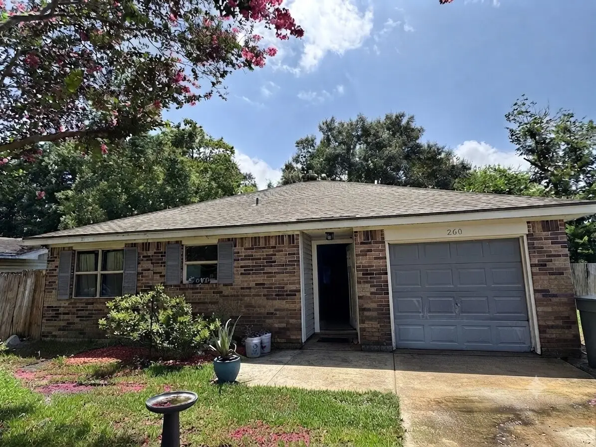 260 Clemmons Street, Beaumont, TX 77707 - #1