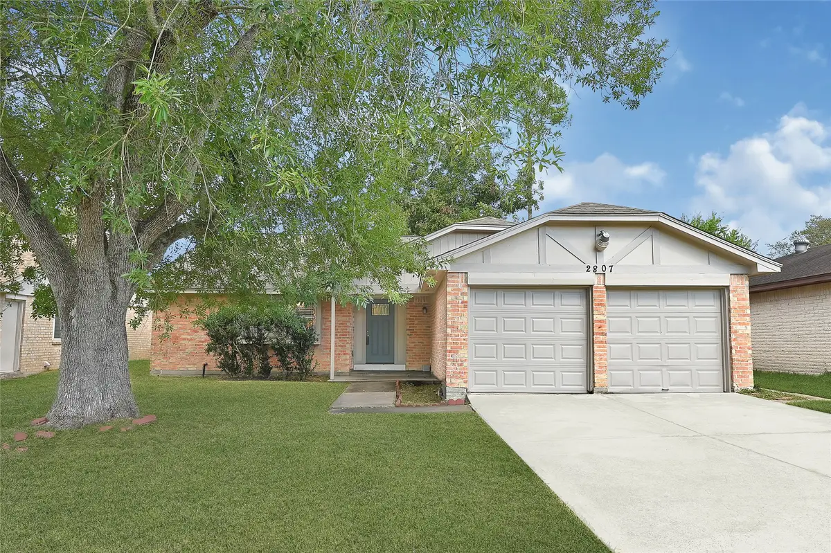 2807 E Birchdale, Missouri City, TX 77489 - Image #1