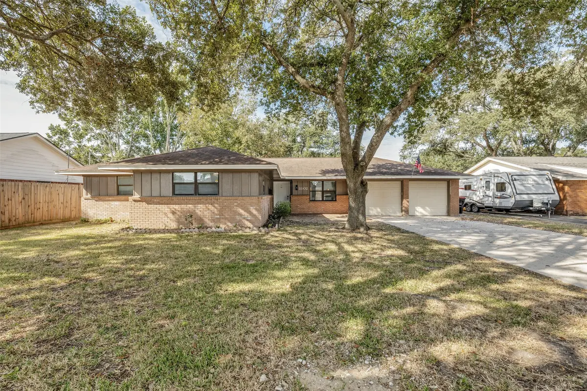 1802 Hartt Street, Baytown, TX 77520 - #1