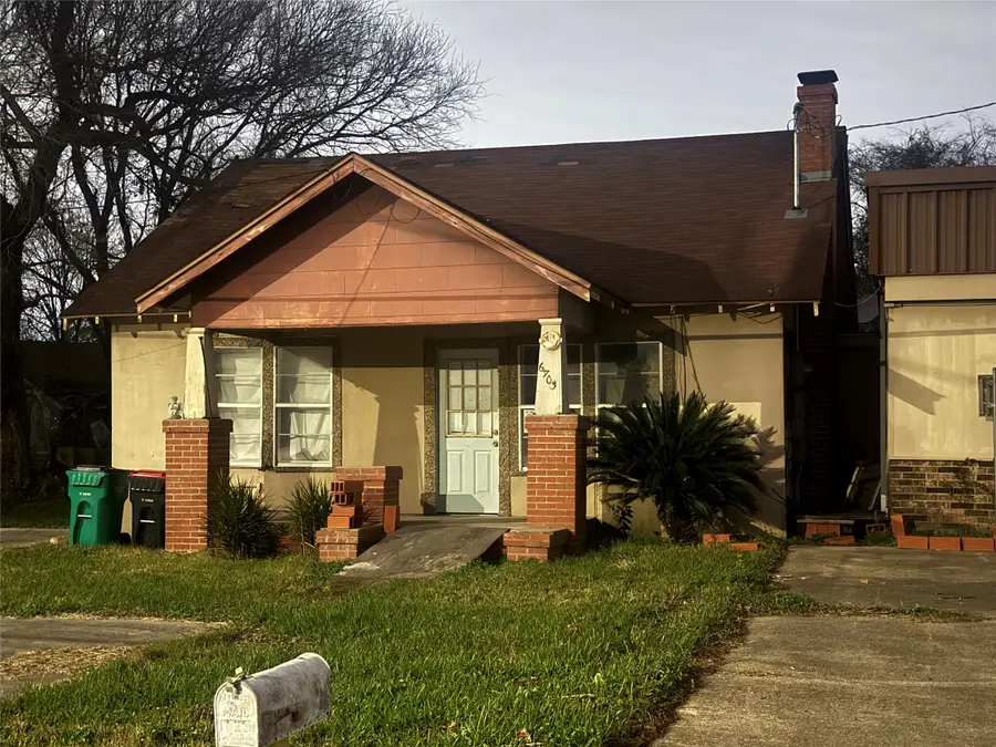 6703 Bayway Drive, Baytown, TX 77520 - Image #3