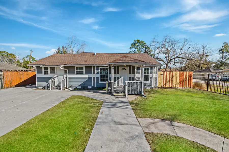 6911 Sherwood Drive, Houston, TX 77021 - Image #2