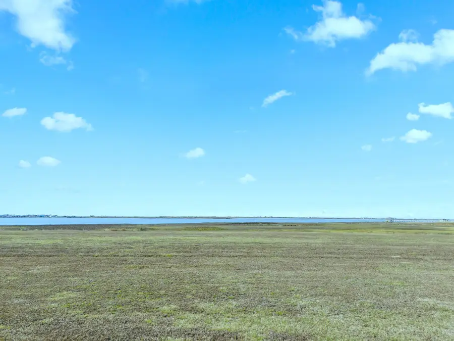 3220 Camp Hulen Drive, Palacios, TX 77465 - Image #3