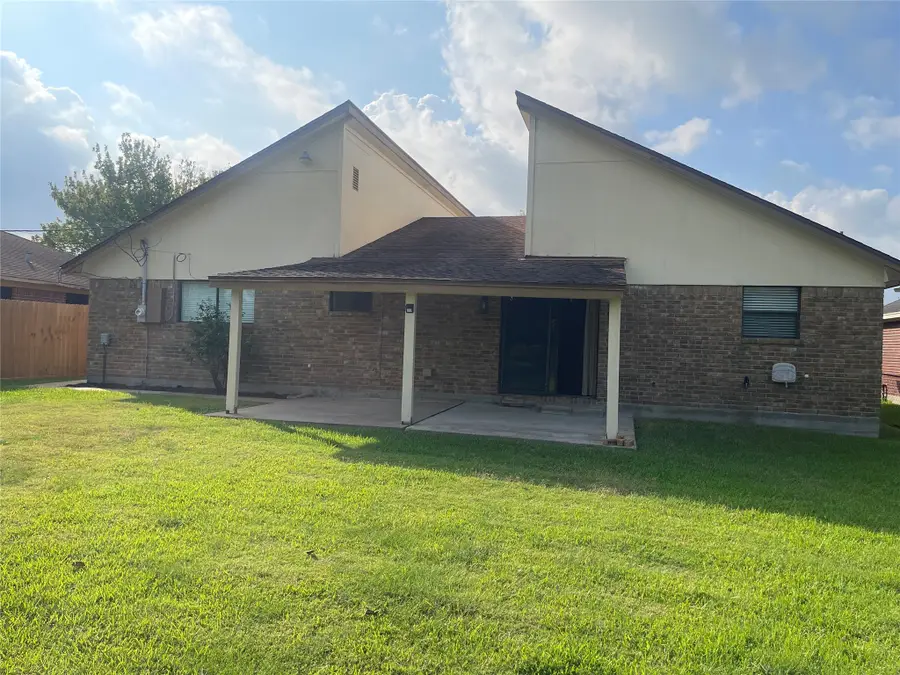 2806 33rd Avenue N, Texas City, TX 77590 - Image #2