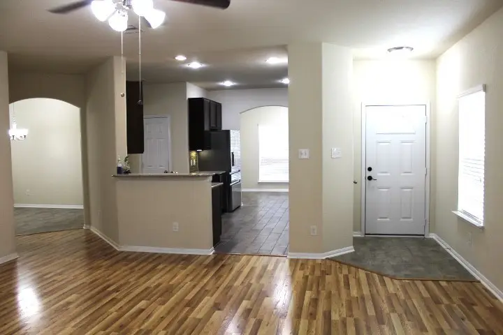 10615 Chestnut Pathway, Tomball, TX 77375 - Image #3