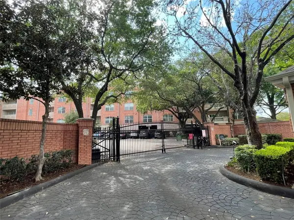 2111 Welch Street #B101, Houston, TX 77019