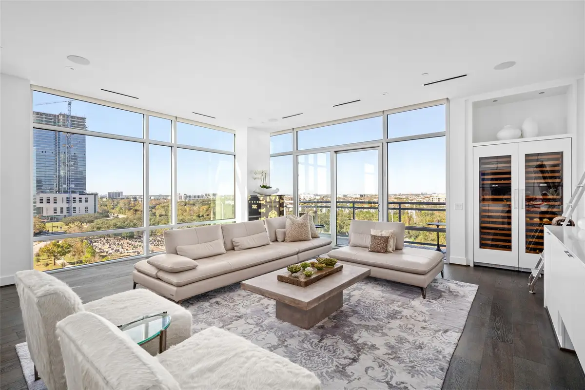 3331 D'amico Street #904, Houston, TX 77019 - Image #1