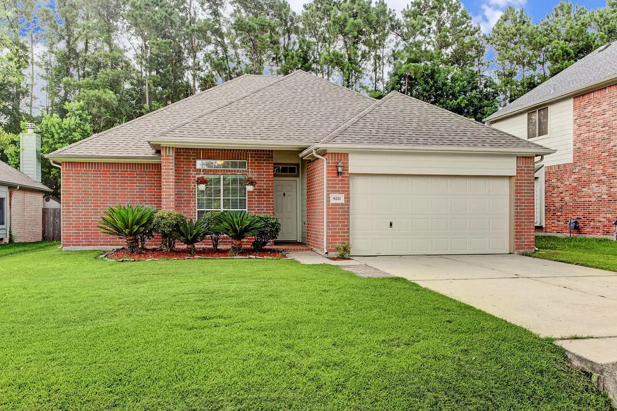 9211 Hidden Lake E, Magnolia, TX 77354 - #1
