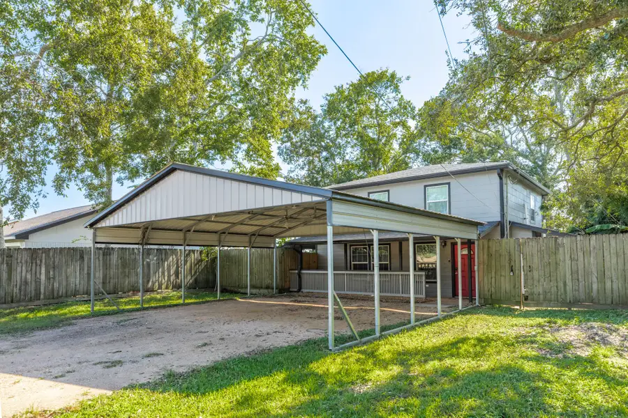 511 Bryan Street, Angleton, TX 77515 - Image #2