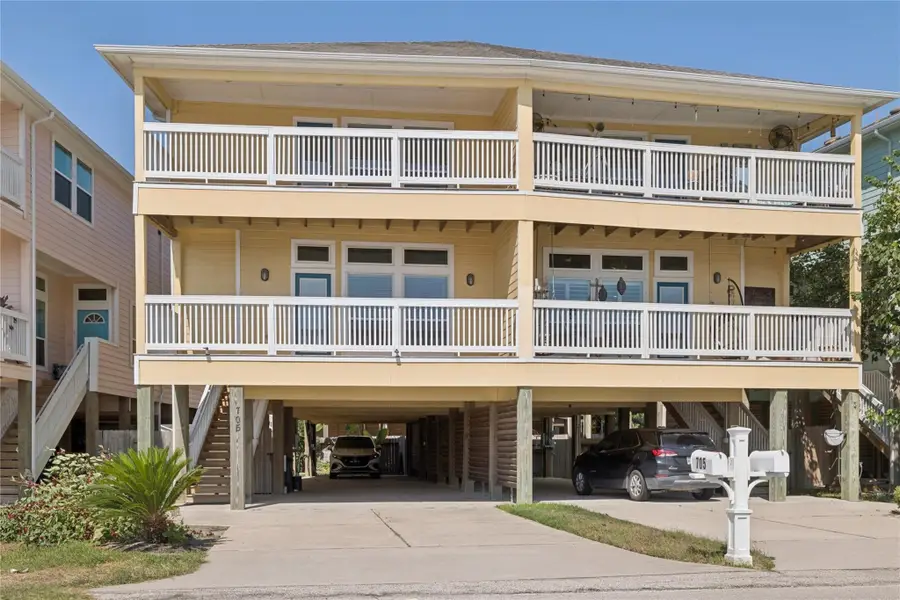 705 N Bayshore Drive, La Porte, TX 77571 - #3