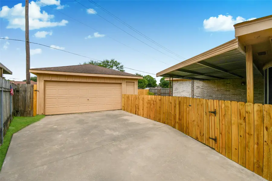 12110 Kirkholm Drive, Houston, TX 77089 - #2