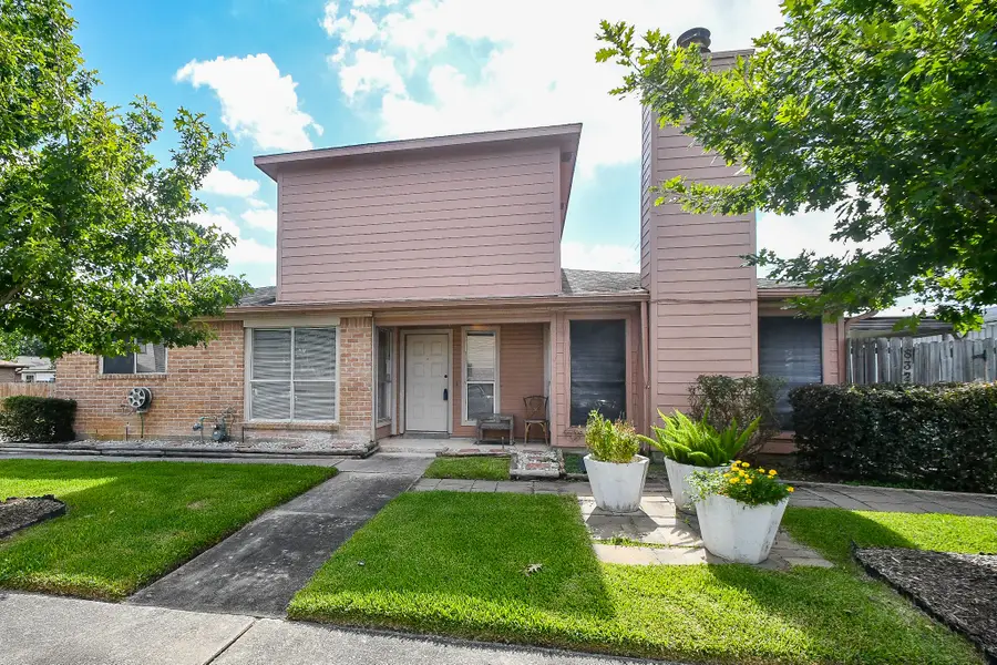 8323 E Ridge Drive, Houston, TX 77040 - Image #2